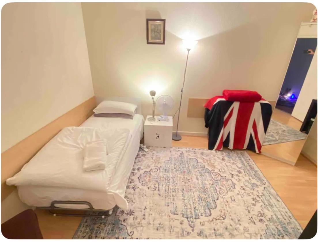 Single Room - Kings Cross, Female Only,, Guest Rooms Londyn Zewnętrze zdjęcie